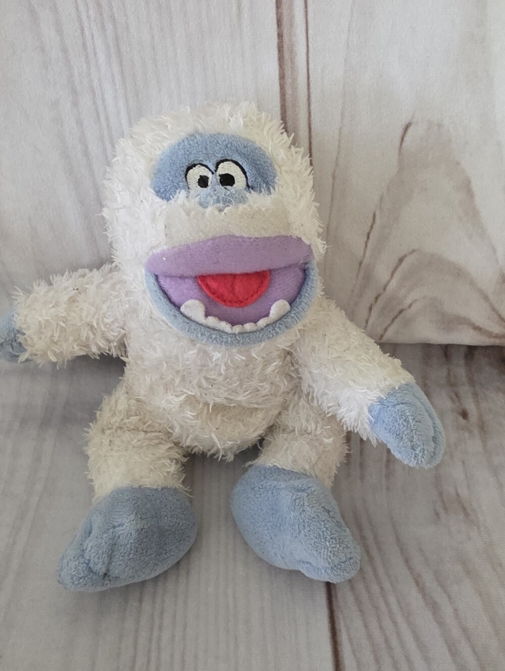 Bumble Abominable Snowman Plush Toy Rudolph The Red Nosed Reindeer 8.5 Inch